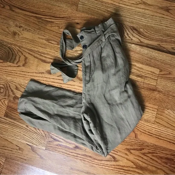 H&M Tan Paperbag Pants - Picture 1 of 7